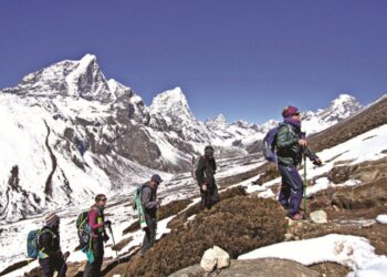 सगरमाथा क्षेत्र पुग्ने पर्यटकको सङ्ख्या ८४ प्रतिशतले बढ्यो