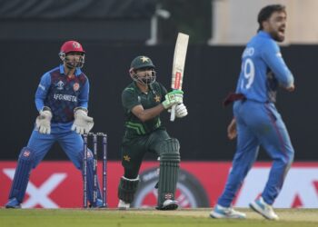 विश्व कप क्रिकेटमा अफगानिस्तानसँग पाकिस्तान ८ विकेटले पराजित