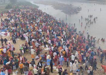 ठूलो रामघाट मेला भर्न श्रद्धालु भक्तजनको घुइँचो