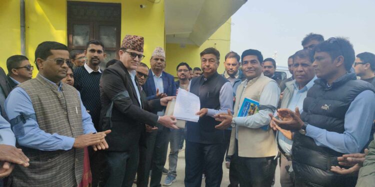 नेपाल शिक्षक महासंघ कपिलबस्तुद्वारा शिक्षा ऐन कार्यान्वायनको माग गर्दै ज्ञापन
