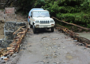 बेँसीसहर–चामे सडकमा राति सवारी सञ्चालनमा रोक