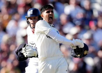 गिलले २ सय ६९ रन बनाउँदा तोडेका कीर्तिमानहरू