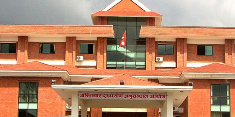 नगरप्रमुख साहविरुद्ध भ्रष्टाचार मुद्दा दायर