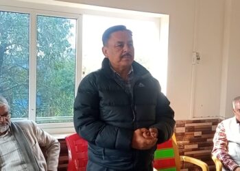 ‘हामी दुवैको अन्तिम चुनाव’ भन्दै शर्मालाई समर्थन गर्न आचार्यको भावुक अपील