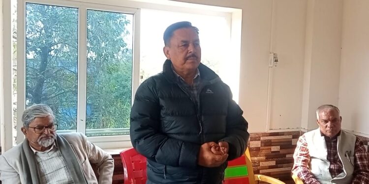 ‘हामी दुवैको अन्तिम चुनाव’ भन्दै शर्मालाई समर्थन गर्न आचार्यको भावुक अपील