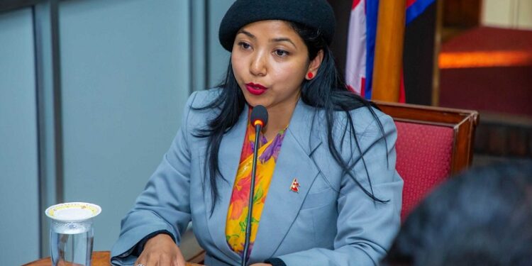 काठमाण्डौ महानगरमा मेयर शाहले राजीनामा दिएसँगै उपमेयर डङ्गोल कार्यवाहक मेयर