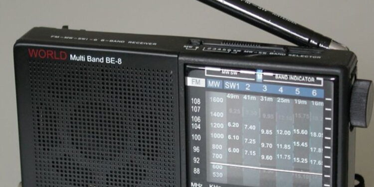 आज विश्व रेडियो दिवस मनाइँदै